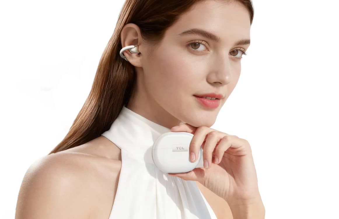 TCL випустила кліпсові навушники CrystalClip та їхню версію Swarovski Edition