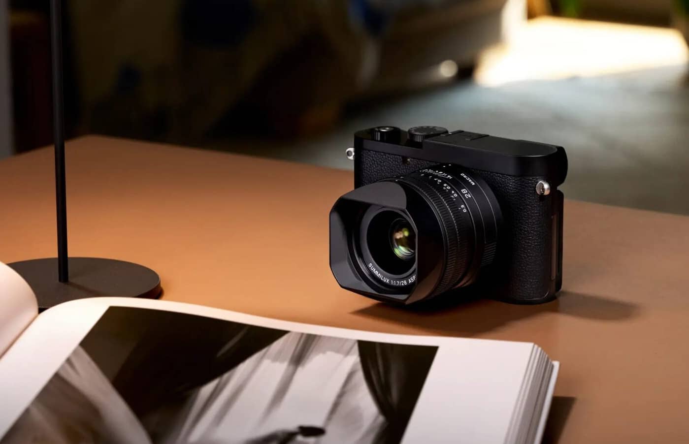 Представлено монохромну камеру Leica Q3 Monochrom