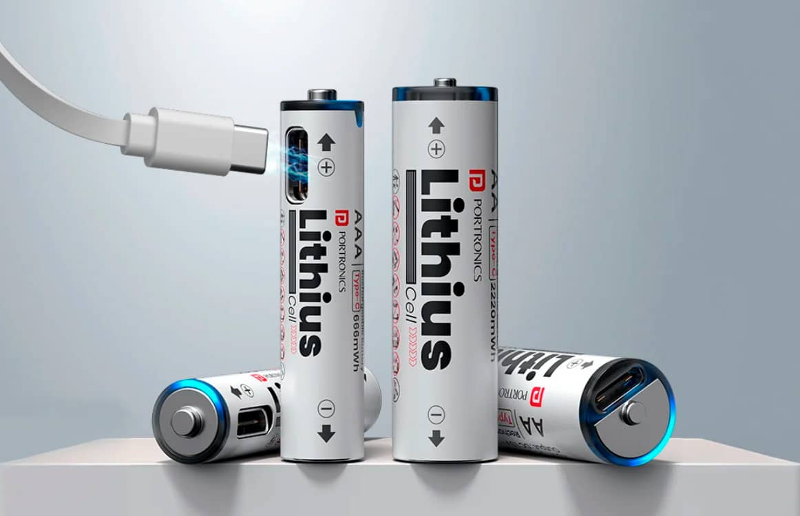 Представлено пальчикові та мініпальчикові батарейки з роз