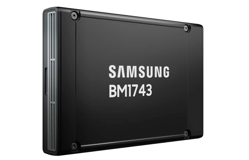 Samsung випустила SSD ємністю понад 61 ТБ