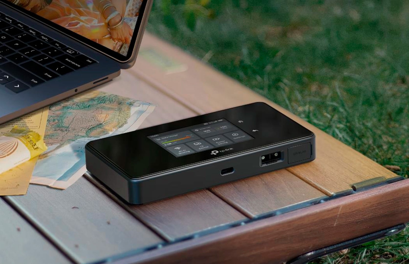 Представлений мобільний роутер TP-Link M8550