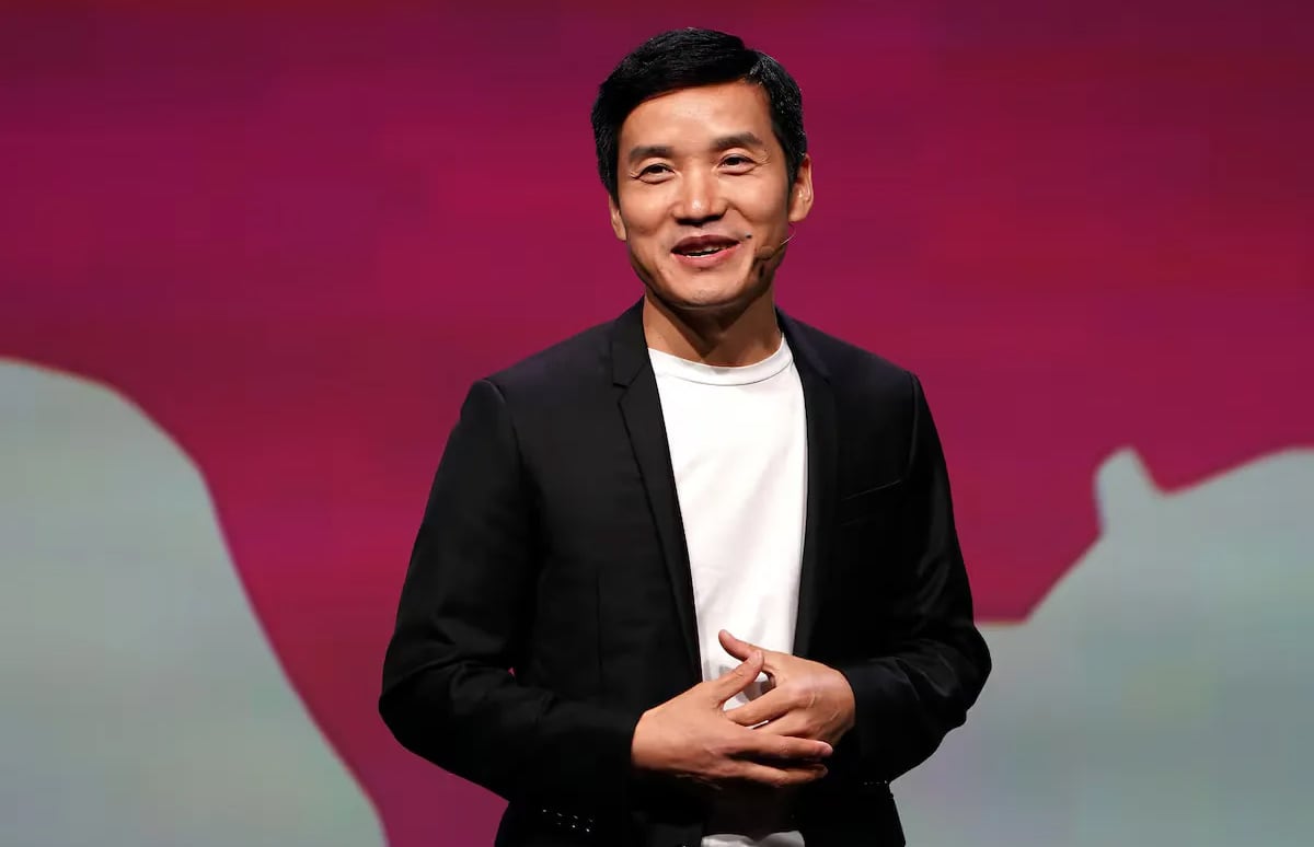 Прокуратура Тайваню видала ордер на арешт глави OnePlus