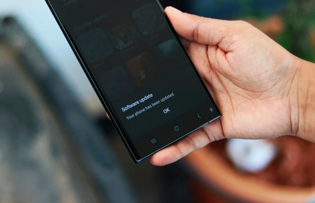 Оновлення для серії Samsung Galaxy S23 виправляє 57 вразливостей