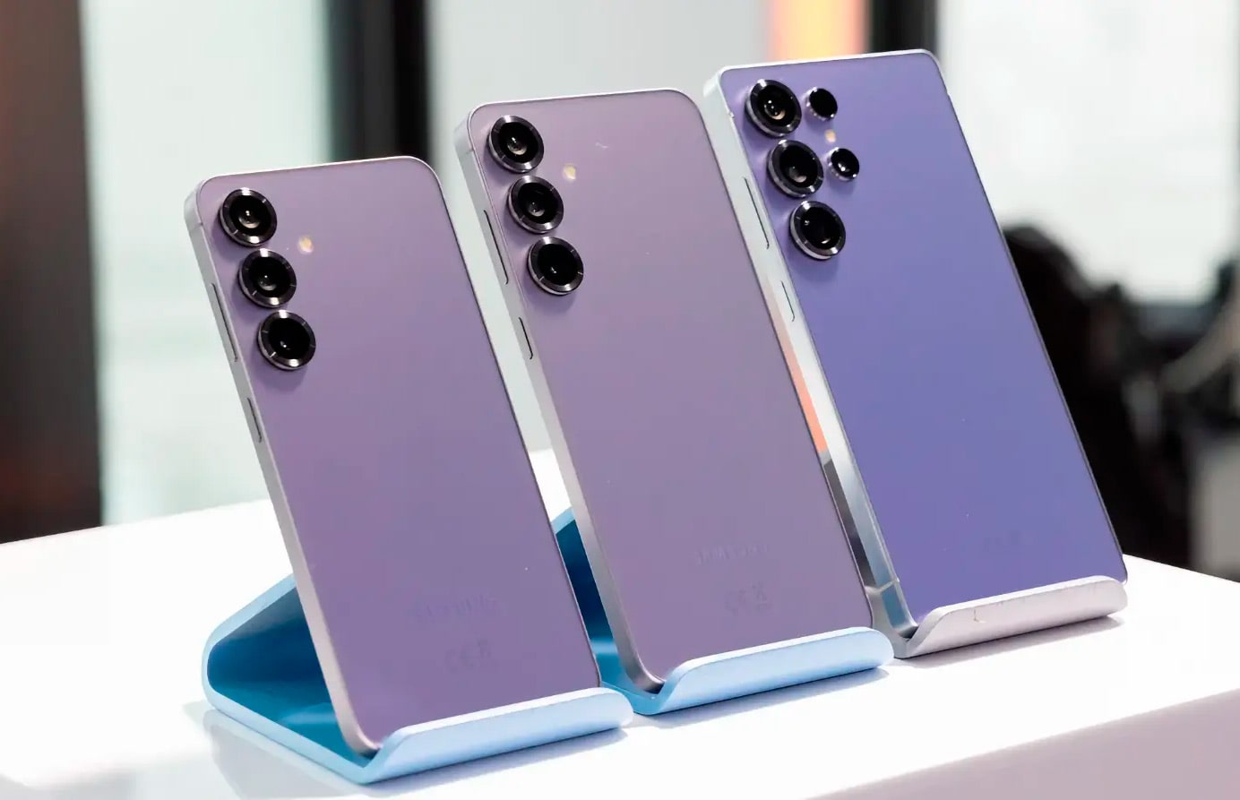 Galaxy S25 очолив топ-10 компактних смартфонів за версією Gizmochina