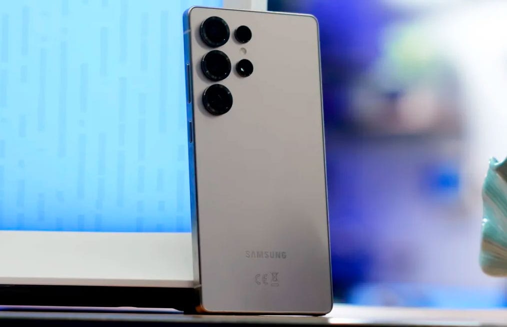 Новий Samsung Galaxy S25 Ultra продають по trade-in всього за $399