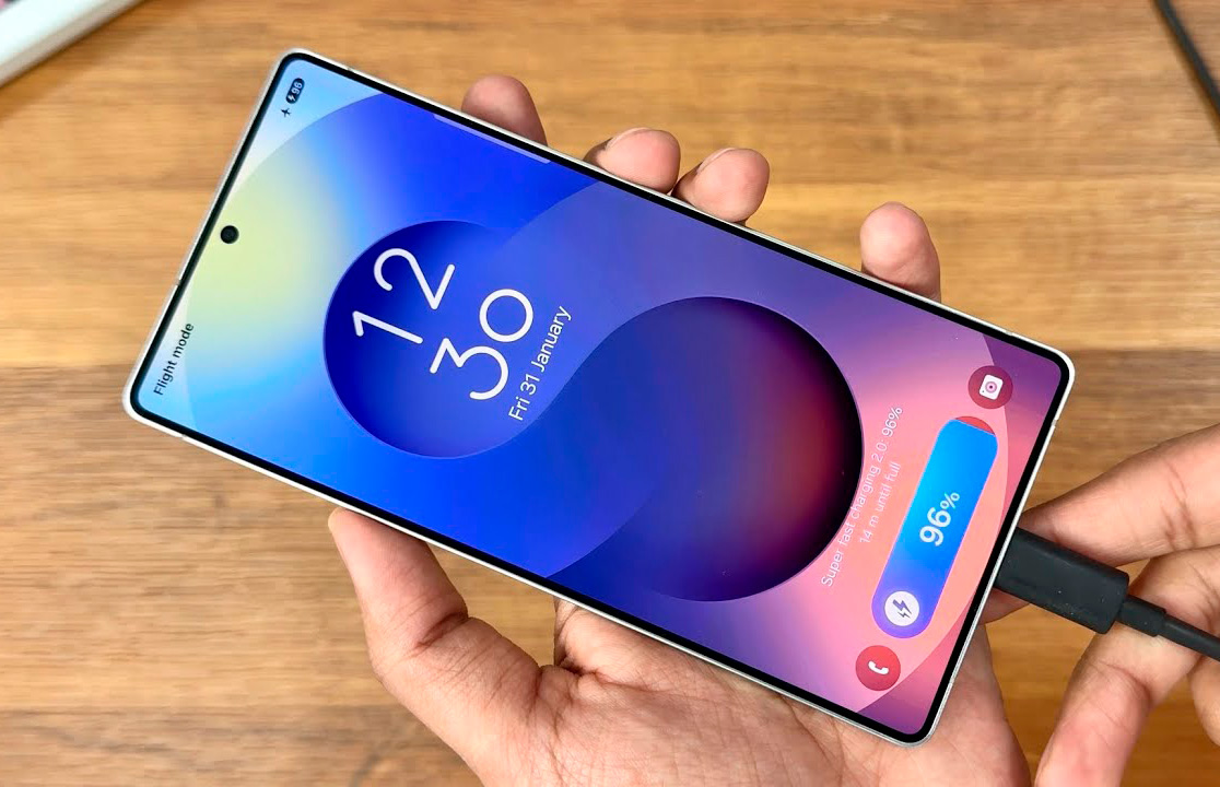 У майбутніх смартфонах серії Samsung Galaxy S можуть використовуватись дисплеї BOE