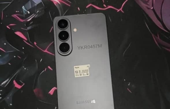 На «американському OLX» вже продають ще непредставлений Samsung Galaxy S26 Ultra