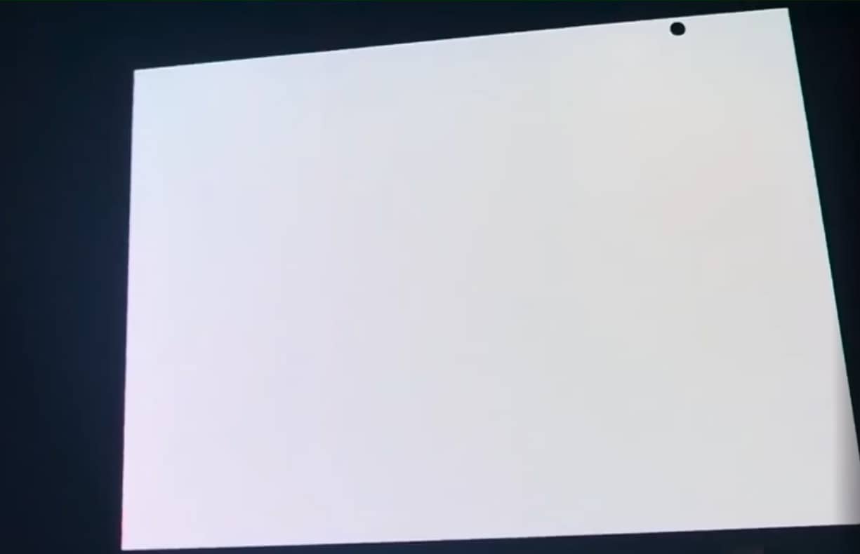 Власники дорогого флагмана Samsung Samsung Galaxy Z TriFold скаржаться на проблеми з дисплеєм