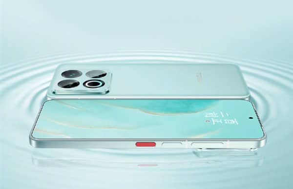 Смартфон Meizu 22 випустили у кольорі Moon White Sky Blue