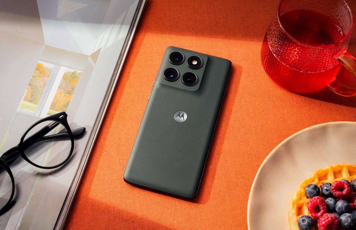 Представлено смартфон Motorola Edge 2025
