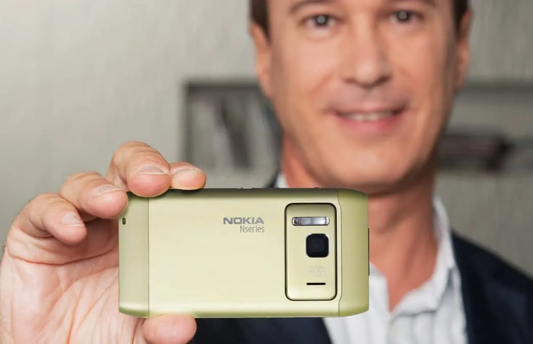 Nokia N8 отримав нову прошивку з оновленим магазином застосунків