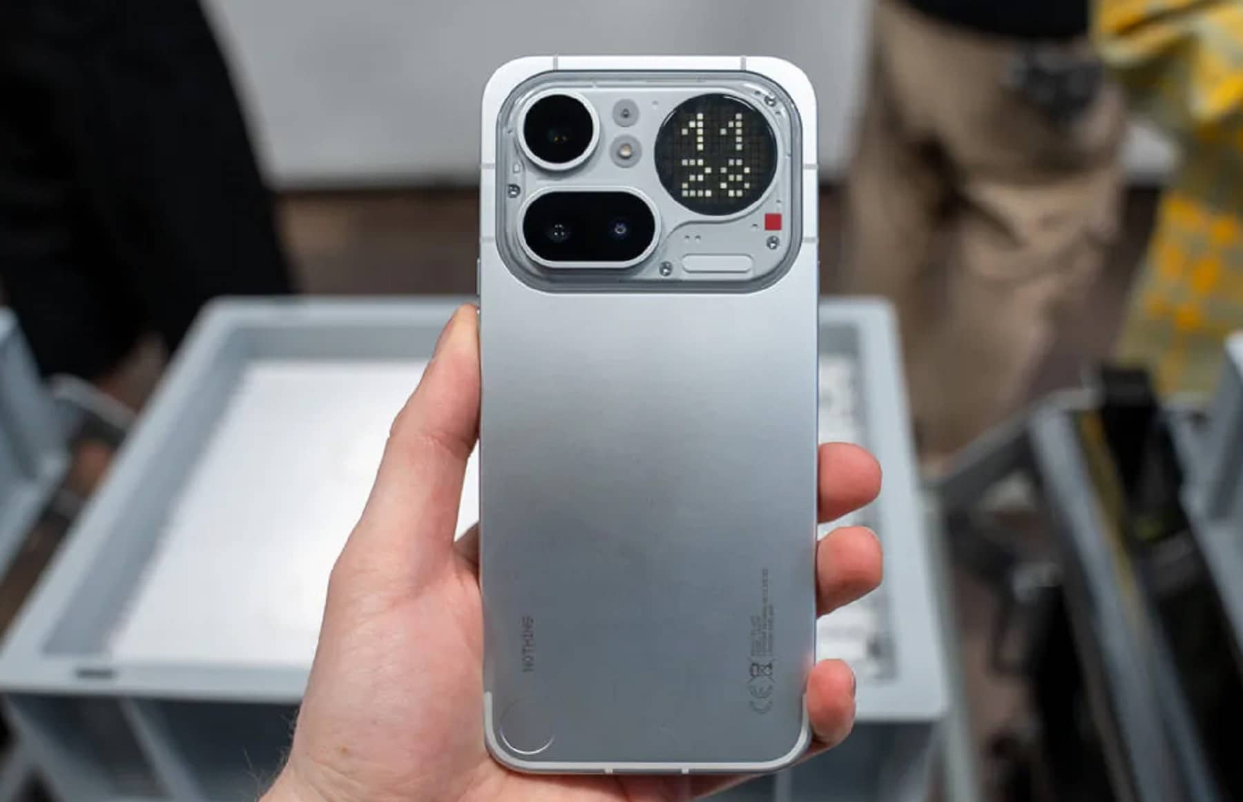 Nothing Phone 4a Pro перевірили на міцність