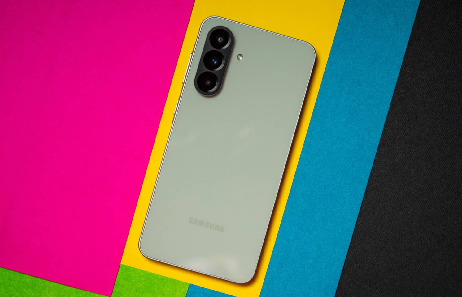 Розкрито характеристики смартфона Samsung Galaxy A57
