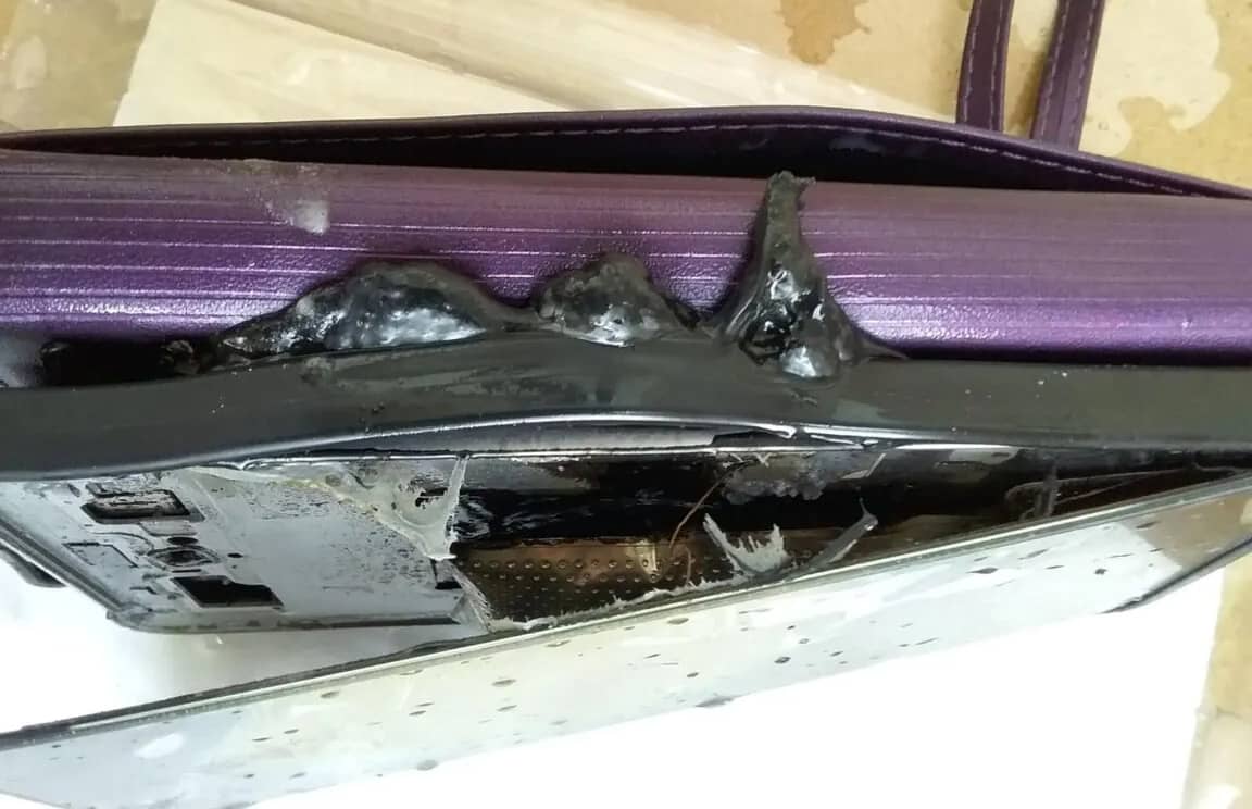 Власник Samsung Galaxy S25 FE заявив про вибух смартфона під час нічного заряджання
