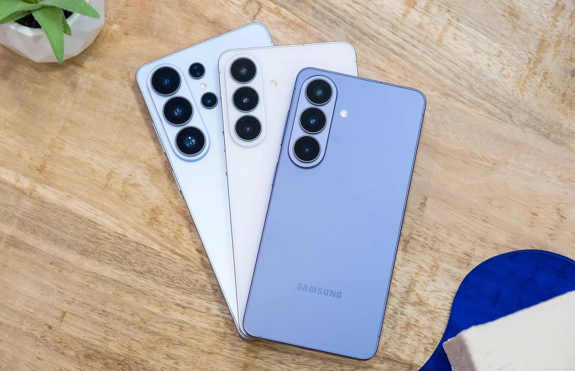 Серія Samsung Galaxy S26 стартувала сильніше за Galaxy S25: продажі зросли на 15%