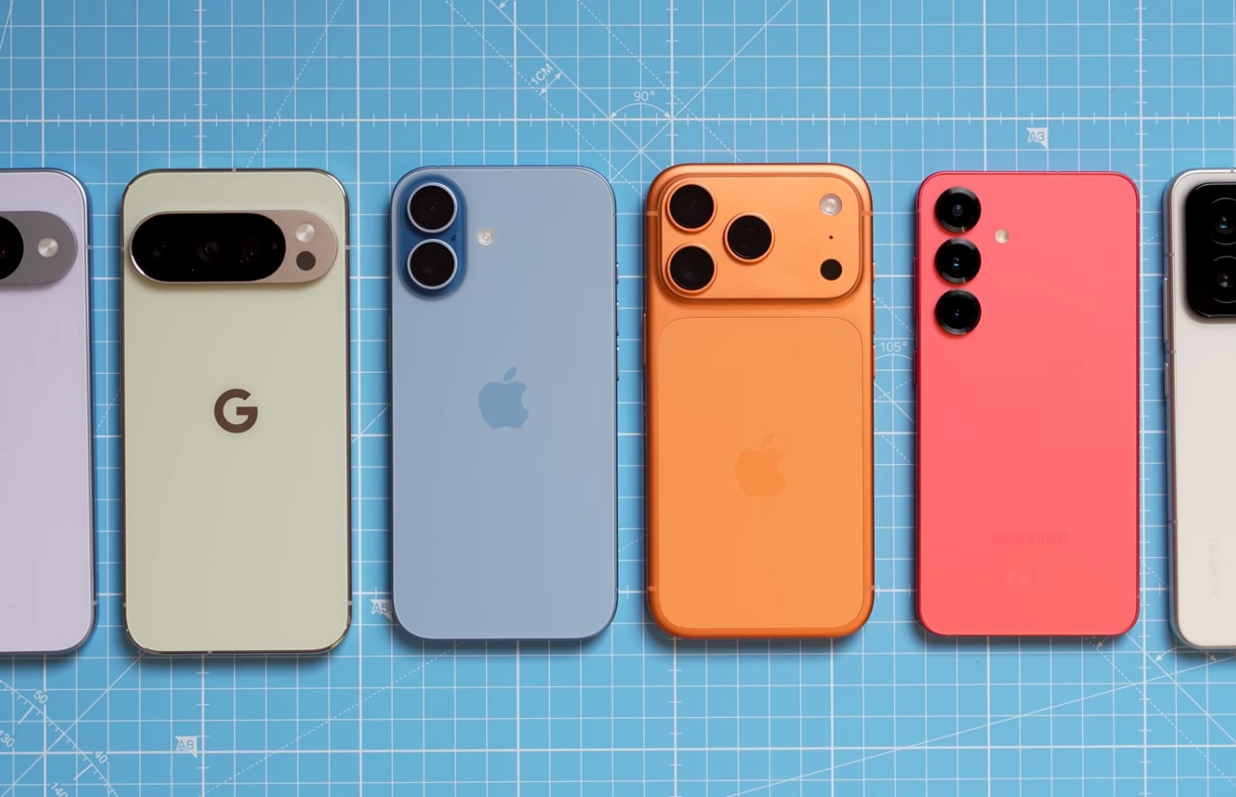 Блогер порівняв автономність флагманських смартфонів, включаючи iPhone 17 та Galaxy S25