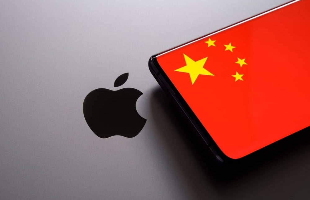 Власники iPhone у Китаї зажадали, щоб Apple дозволила альтернативні магазини застосунків, як у Євросоюзі