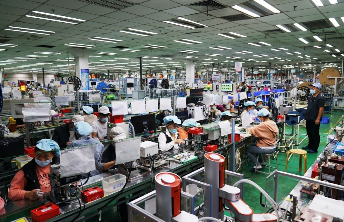 Foxconn збільшила набір робітників у Китаї перед випуском iPhone 17