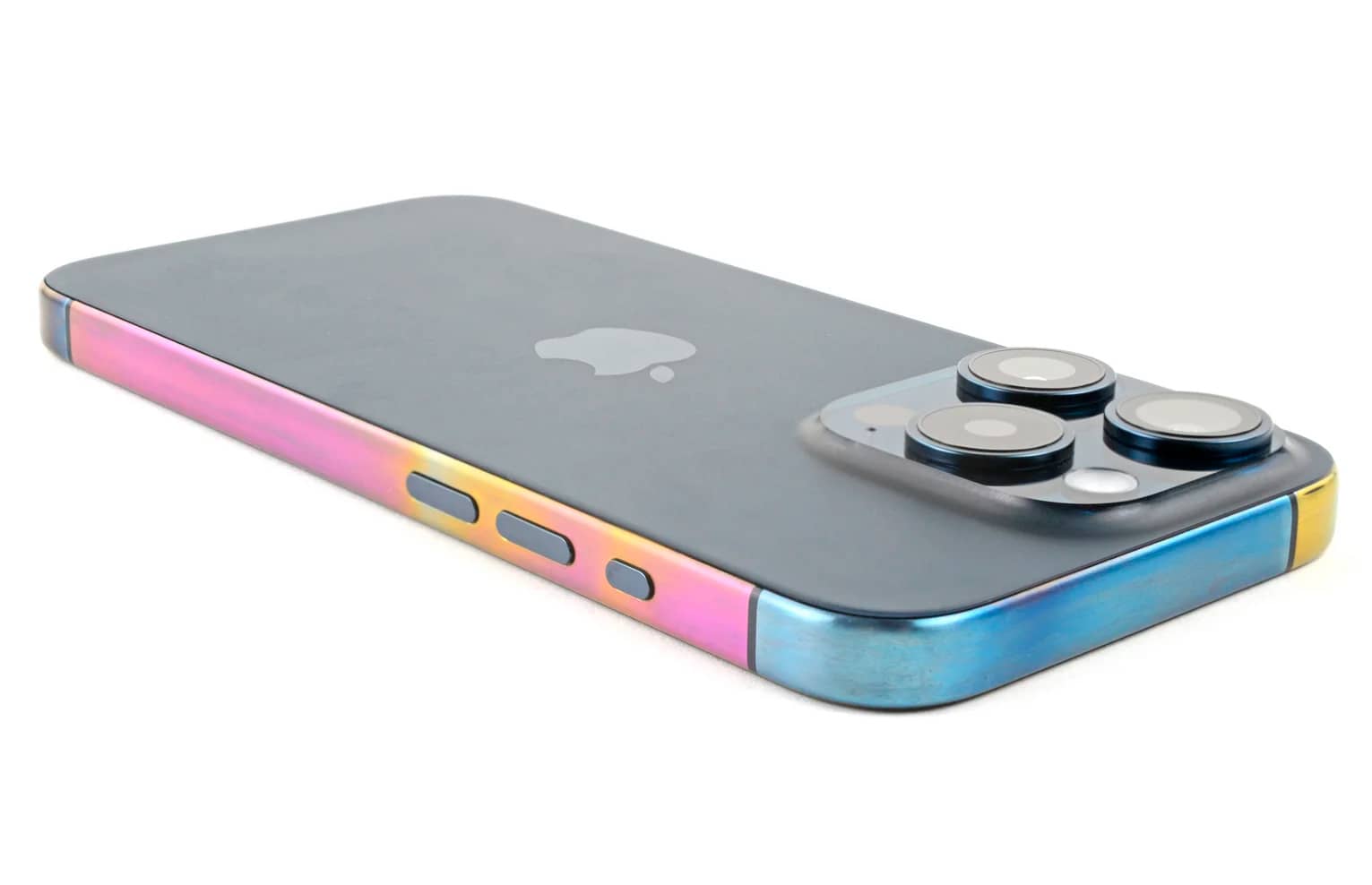Титанова рамка нових iPhone вміє змінювати колір