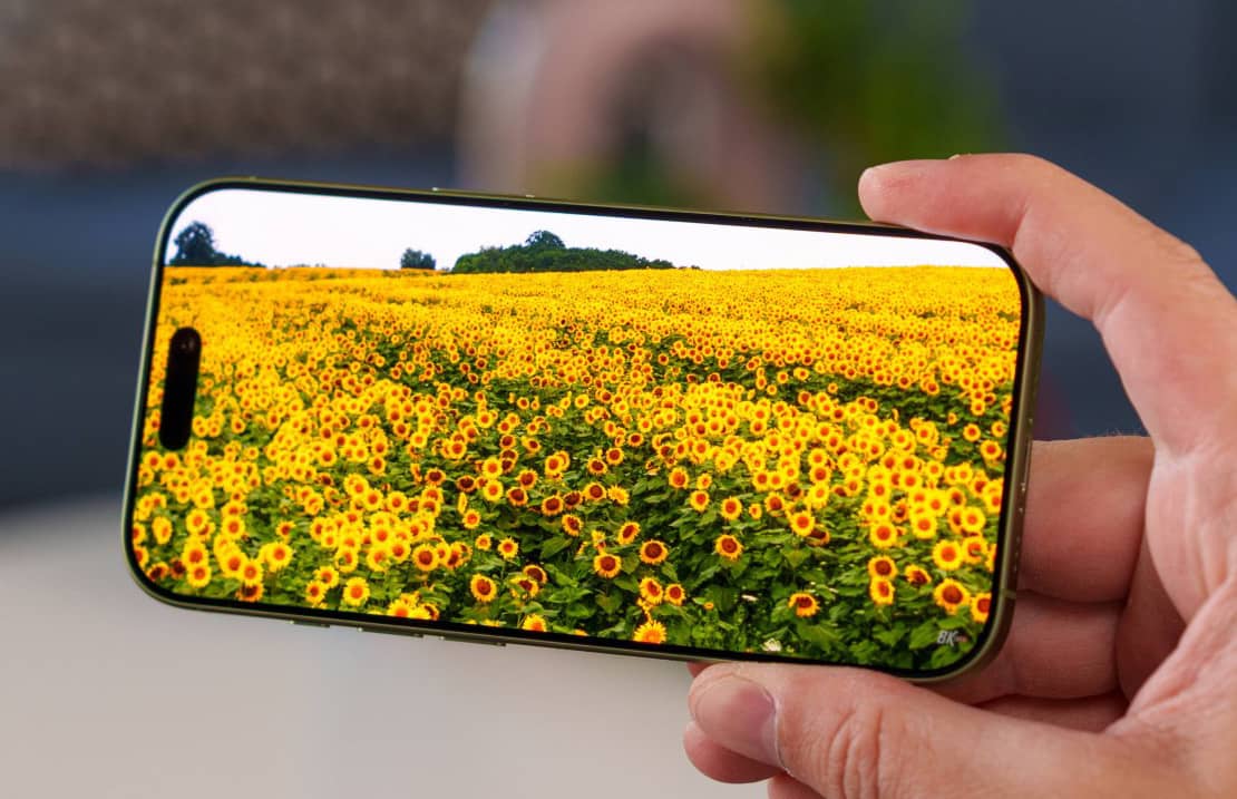 Apple планує заощадити на дисплеї базового iPhone 18