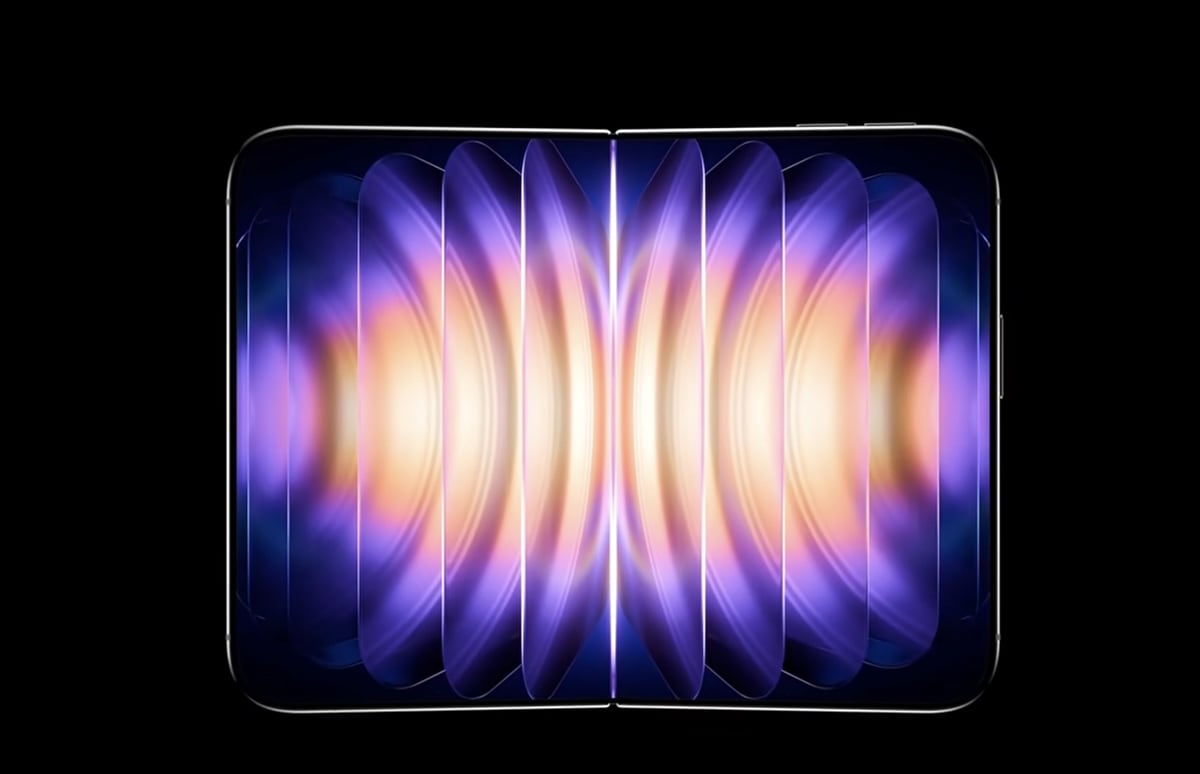 Блогер показав iPhone 18 Pro та складаний iPhone Ultra так, ніби Apple уже провела презентацію