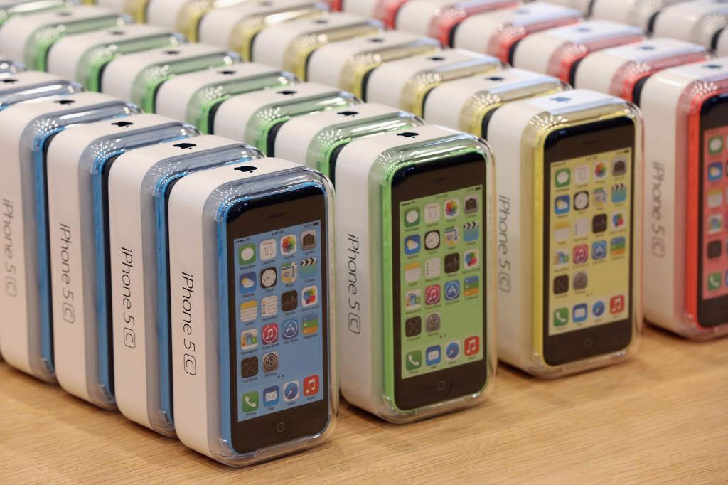 iPhone 5c та iPad mini 3 з 1 листопада потрапляють до списку знятих з виробництва