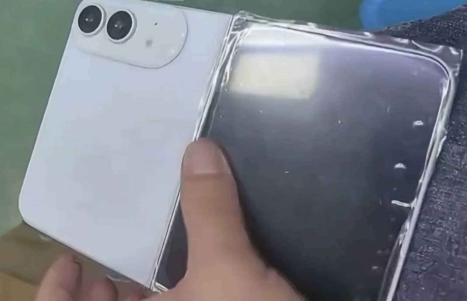 У мережі показали макет складаного iPhone: з’явилися нові деталі дизайну
