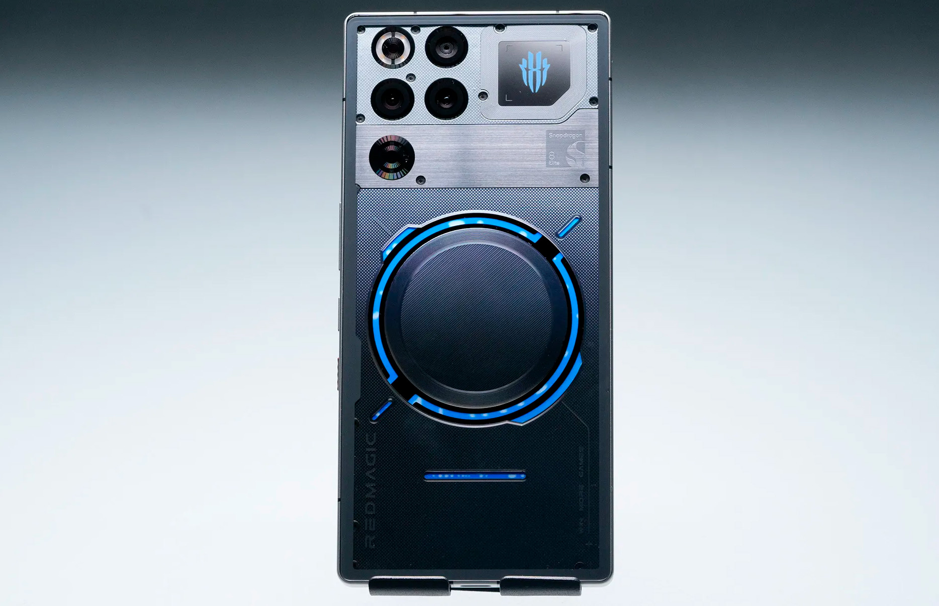 RedMagic 11 Pro успішно пройшов тест на міцність