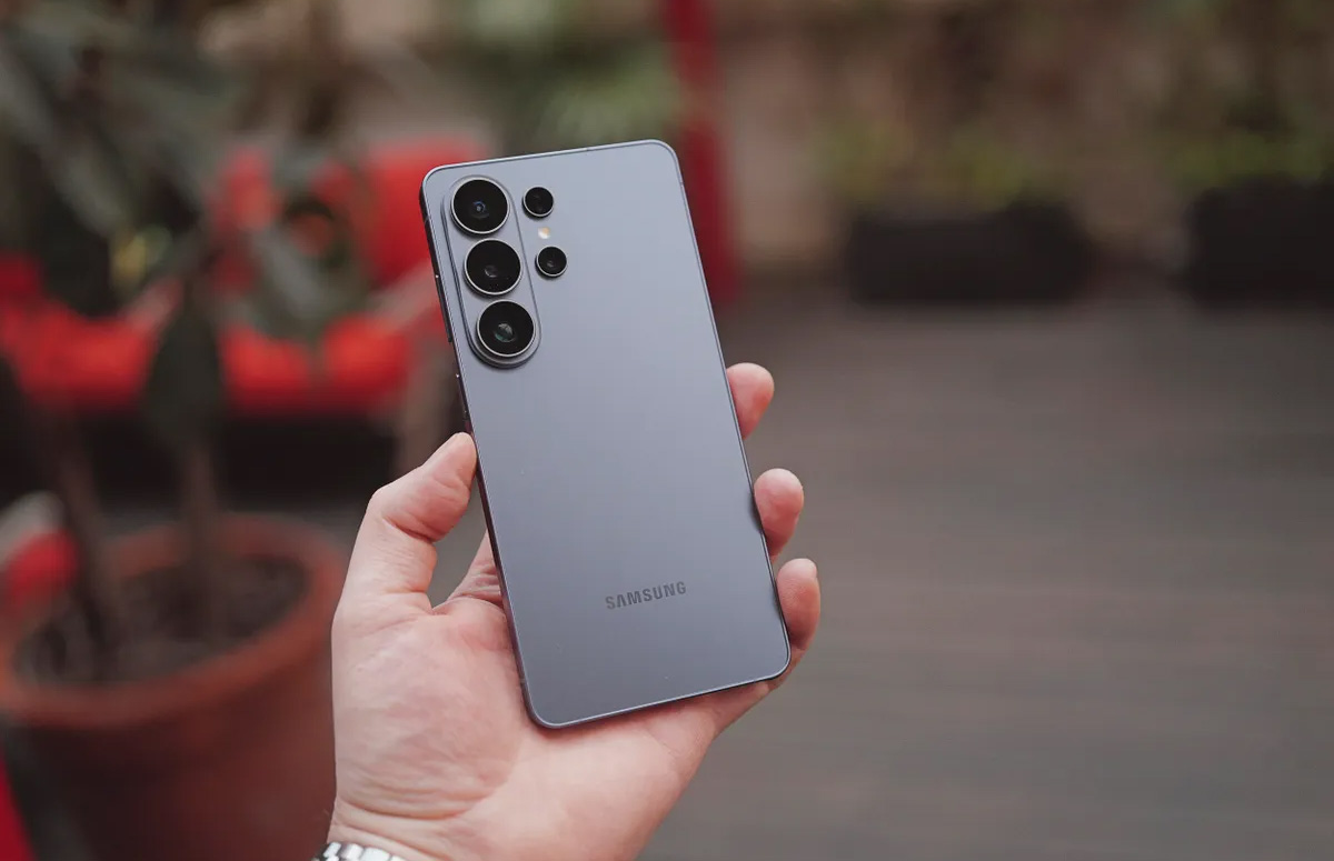 Проведено дроп-тест флагманського смартфона Samsung Galaxy S26 Ultra