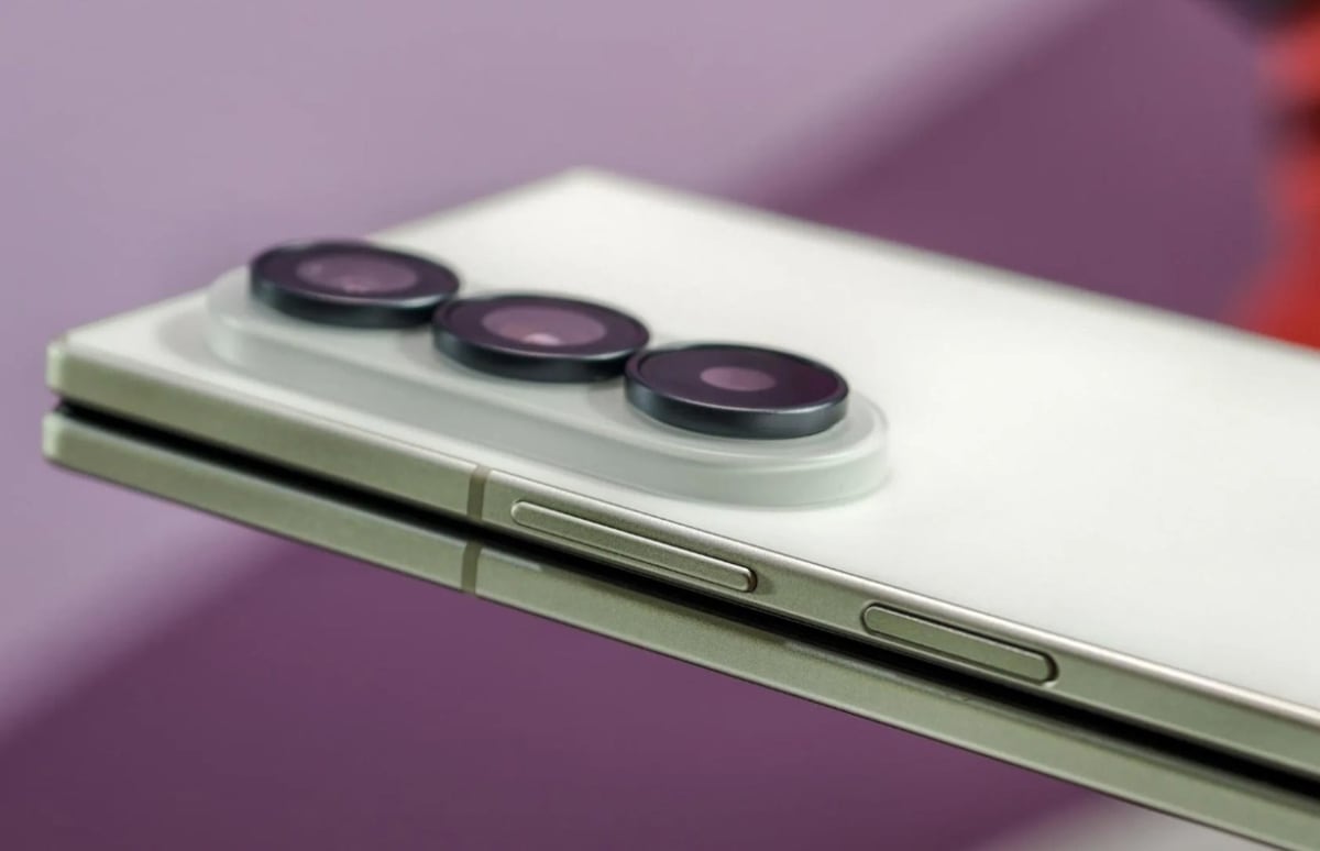 Galaxy Z Fold 8 Ultra перевірили на автономність: нова батарея Samsung не врятувала ситуацію