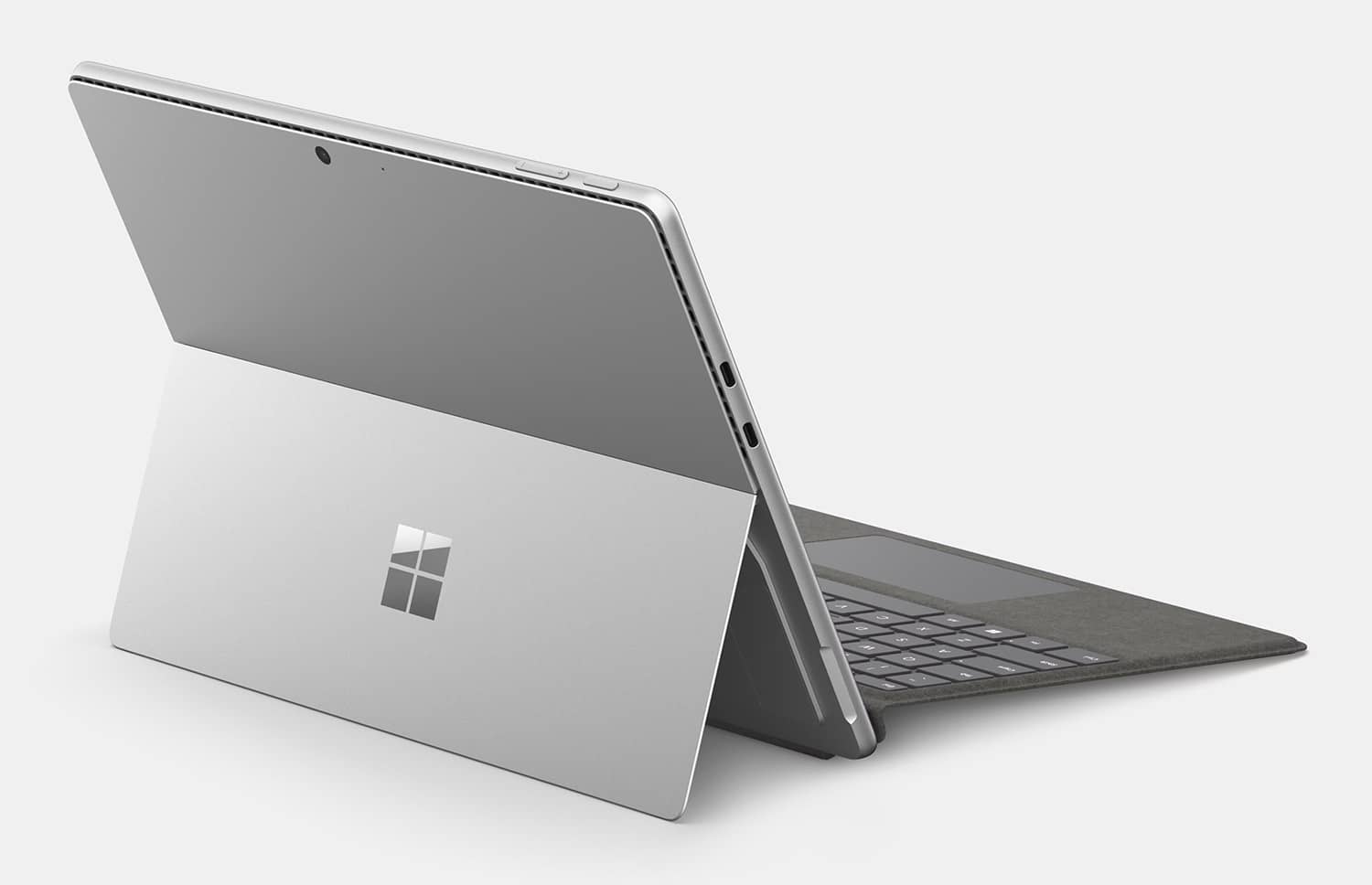 Планшет Microsoft Surface Pro дав збій під час місячної місії Artemis II
