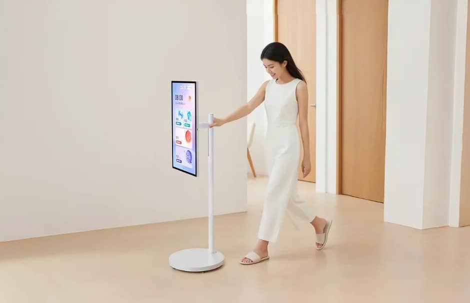 Представлено ZTE Free Screen F10 — гібрид планшета, портативного телевізора та хмарного ПК
