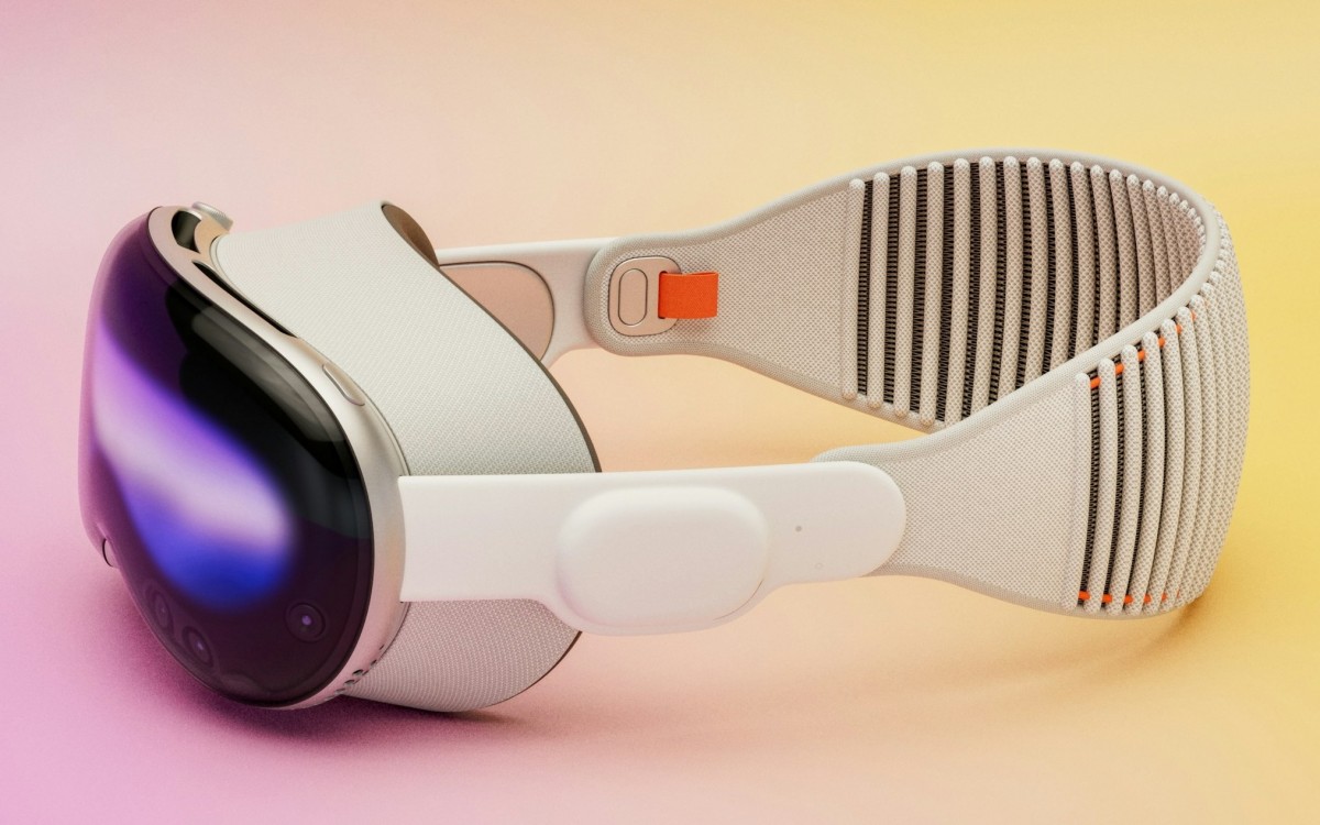 До кінця року Apple може випустити оновлену гарнітуру Vision Pro