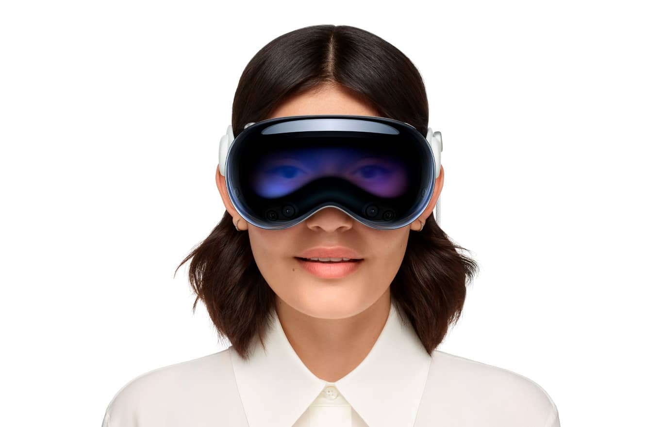 VR-шолом Apple Vision Pro вперше вийшов за межами США