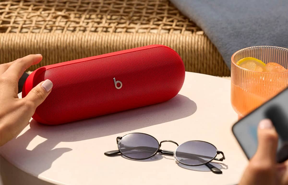 Представлено ​​портативну колонку Beats Pill з Lossless-аудіо та вологозахистом