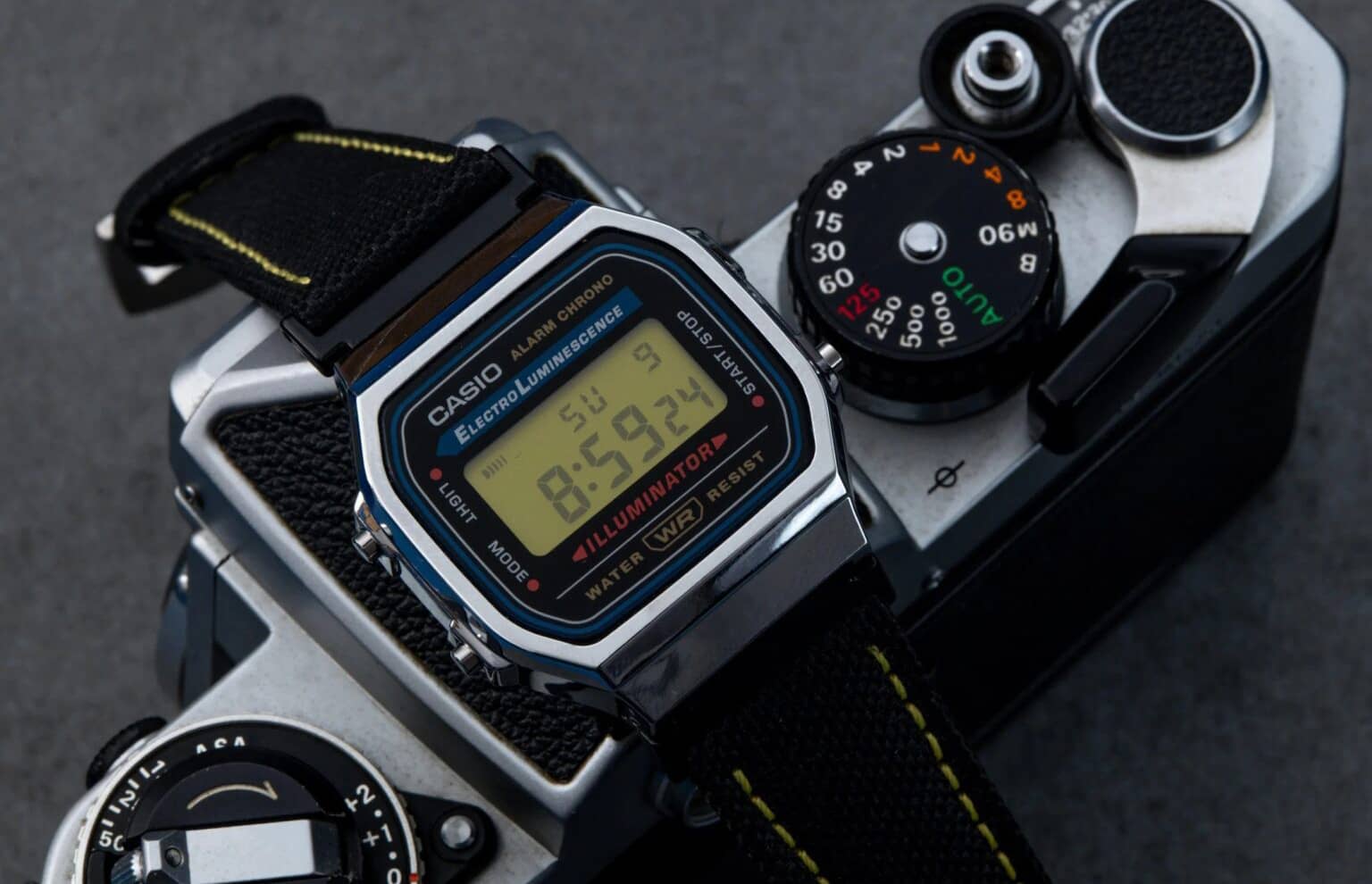 Представлено кастомний годинник N168 у стилі Nikon, створений на базі Casio A168WE