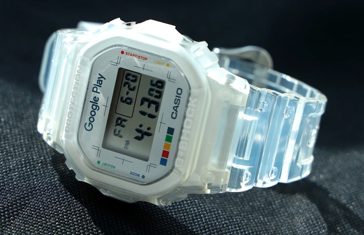 Casio представила лімітований прозорий годинник у колаборації з Google Play