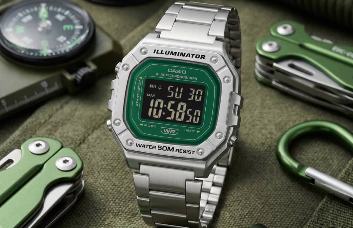 Представлено цифровий годинник Casio W218HD-3AV