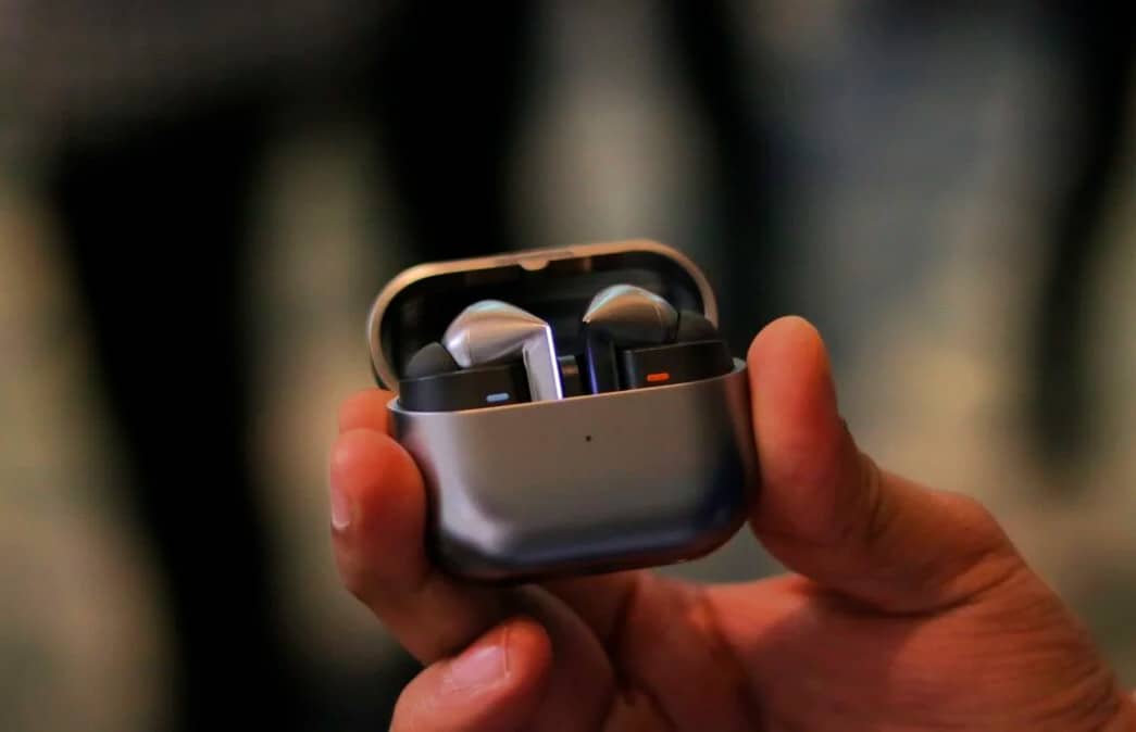 Навушники Samsung Galaxy Buds 4 знаходяться на фінальному етапі підготовки