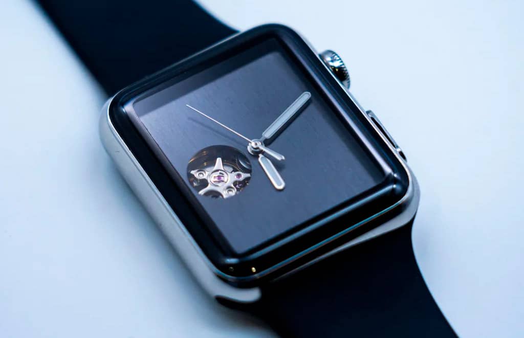 Блогер зробив Apple Watch, які не потрібно заряджати