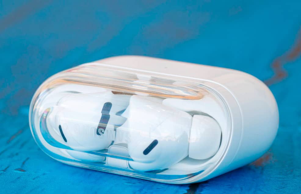 Навушники Samsung Galaxy Buds4 та Buds4 Pro отримають оновлений кейс із більшою батареєю