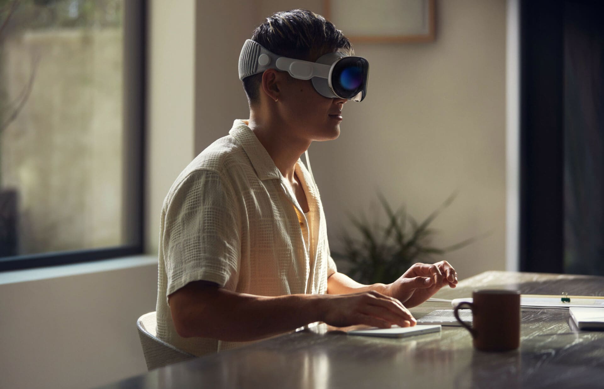 Apple випустить свої розумні окуляри на visionOS через 3-5 років