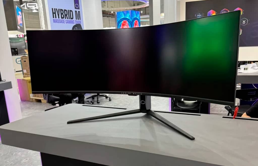 Cooler Master показала монітор-монстр: 54 дюйми та роздільна здатність DUHD