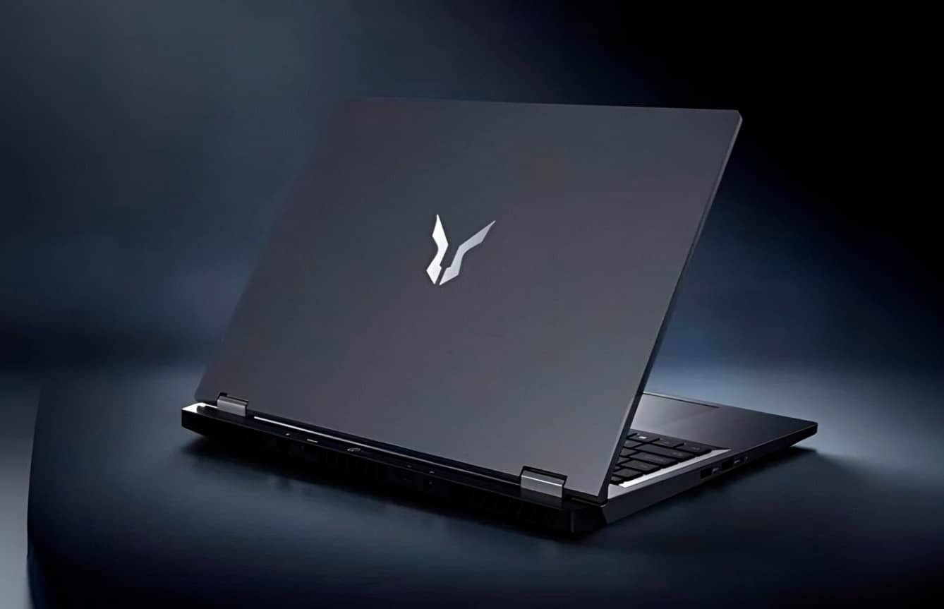 Lenovo випустила ігровий ноутбук Legion Y7000 Core Edition (2025)