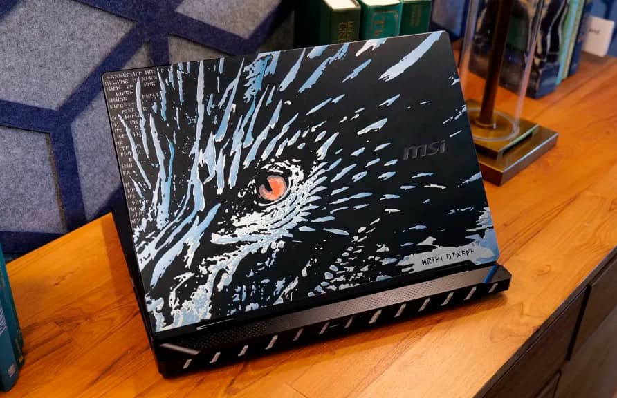 MSI випустила стильний ігровий ноутбук Titan 18 HX Dragon Edition