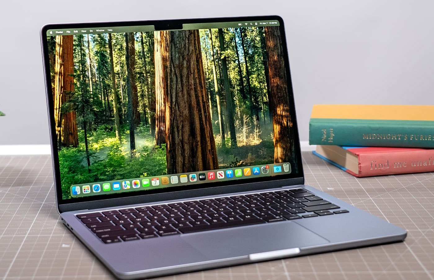 MacBook Air з чипом M5 вийде навесні 2026 року