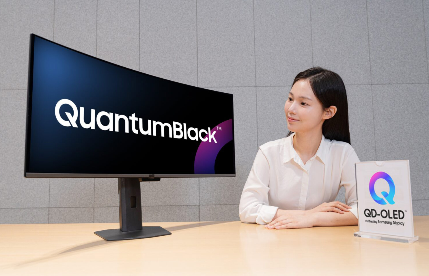 Samsung зменшила відблиски у QD-OLED-моніторах і підвищила їхню довговічність
