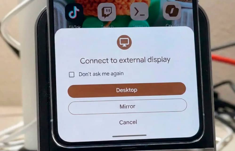 Android 16 додає зручне меню вибору між дзеркалюванням та робочим столом