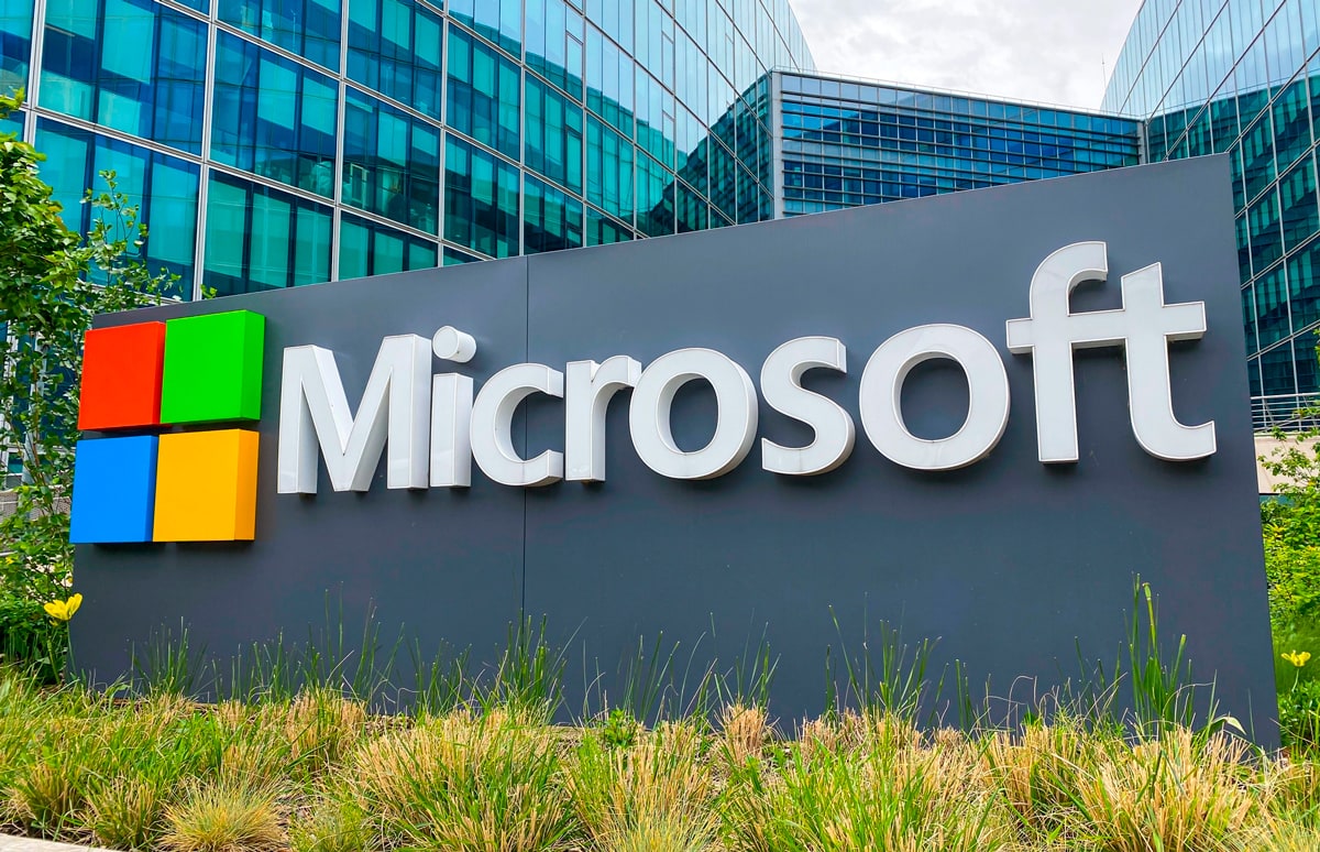 Microsoft витратить $1 млрд на будівництво центрів обробки даних