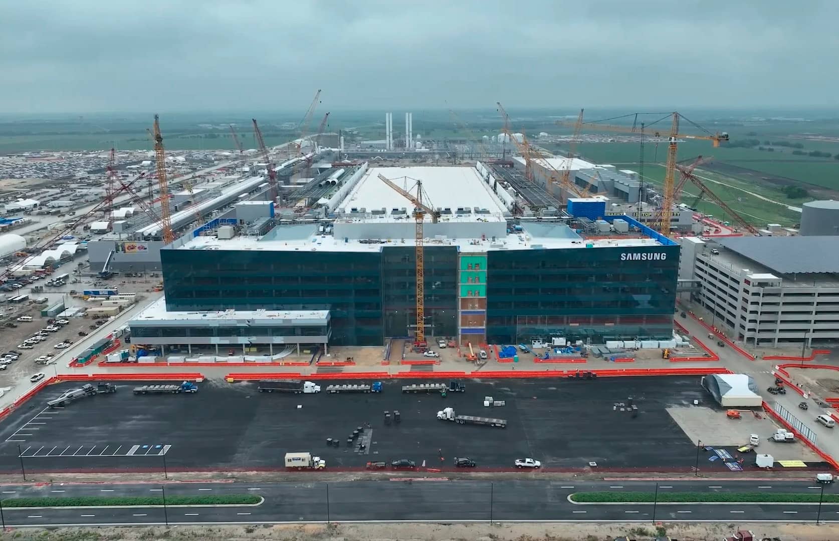 Samsung збільшить інвестиції у виробництво чипів у США